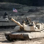Tanque do Exército norte-americano M1A1 Abrams participa de exercício militar da Otan na Letônia. 26/03/2021REUTERS/Ints Kalnins