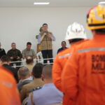Governador Marcos Rocha entrega viaturas e equipamentos ao Corpo de Bombeiros em Rondônia